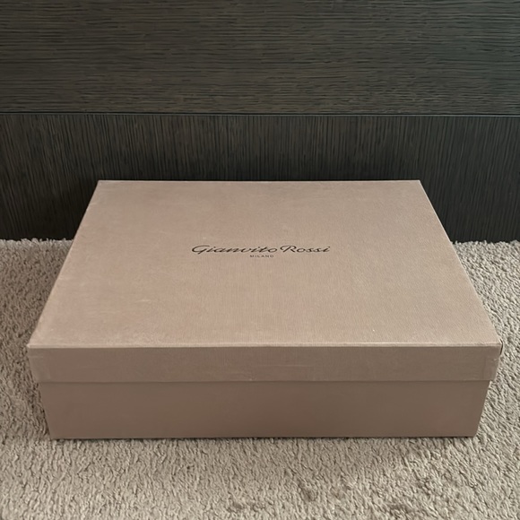 Gianvito Rossi empty box only - Picture 5 of 7